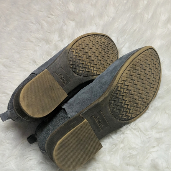 Toms Gray Low Heel Zip Up Ankle Bootie sz 9W - Picture 6 of 6